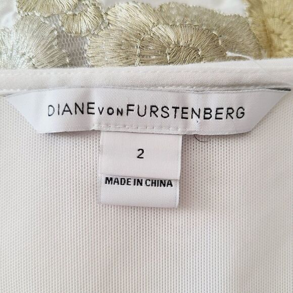 Diane Von Furstenberg Dress 2 White Eyelet Gold Metallic Embroidered Tiered Mini - Picture 6 of 8